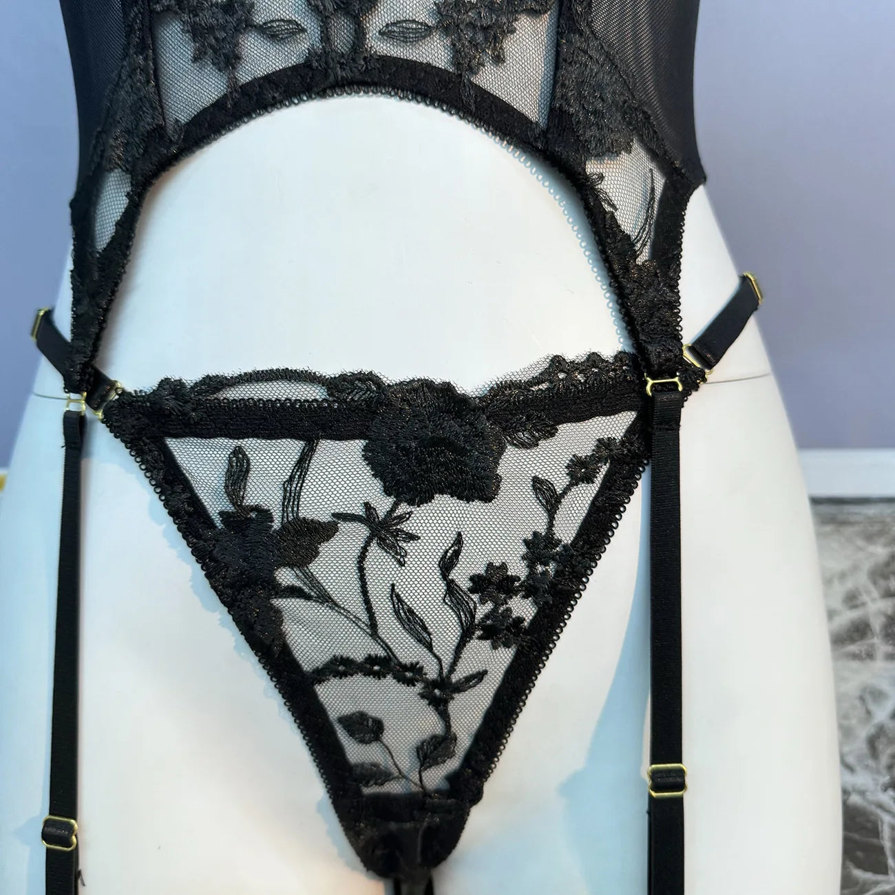 Floral Embroidered Boned Corset Lingerie Set Sheer Mesh Underwire Bustier Garter Straps Waist Cincher Romantic Night Clubwear
