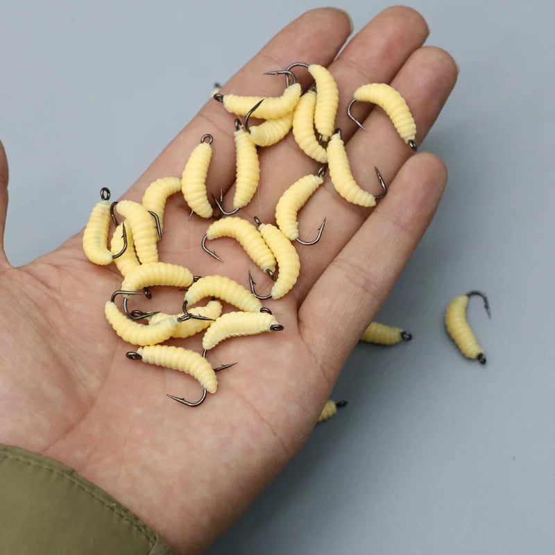 Rubber Maggots Fishing Bait Set with Hooks - Versatile Grub Lures for Bass,Trout,Crappie,Bluegill,Ideal for Freshwater Fishing