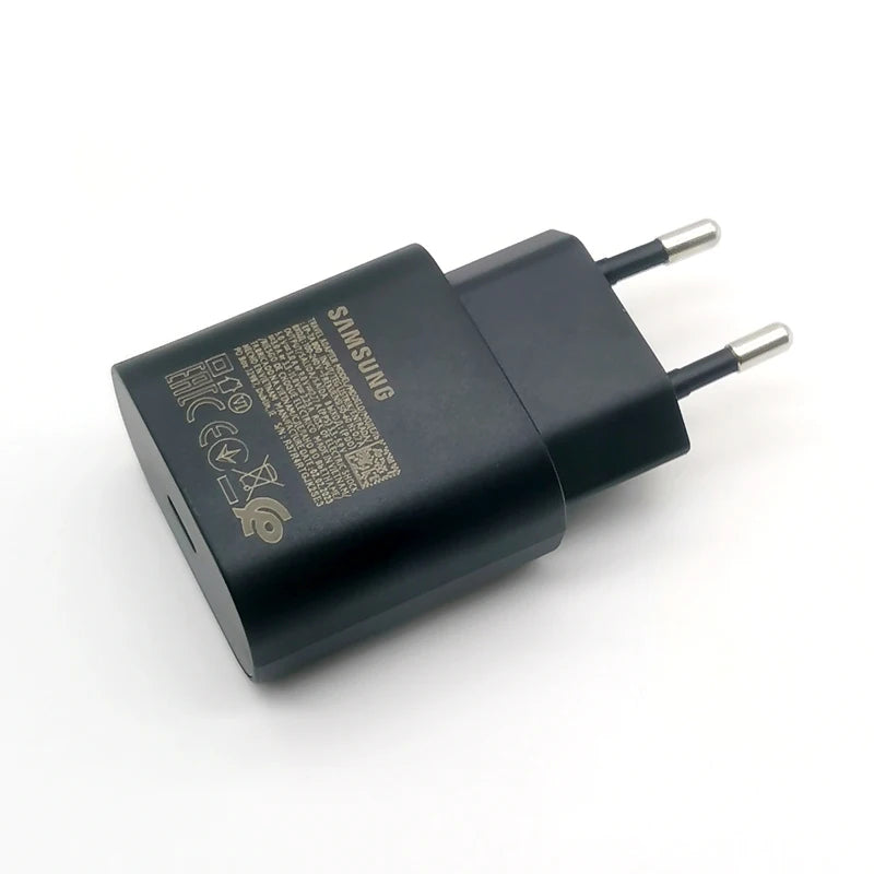 25W USB-C PD-laddare EP-TA800 med EU-kontakt och kabel