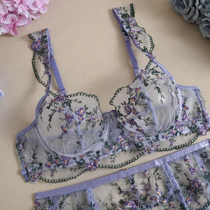 Toucheart Erotic Lingerie Fancy Embroidery See-through Mesh Contrast Color Patchwork Gathertogether Women Delicate Underwear Set