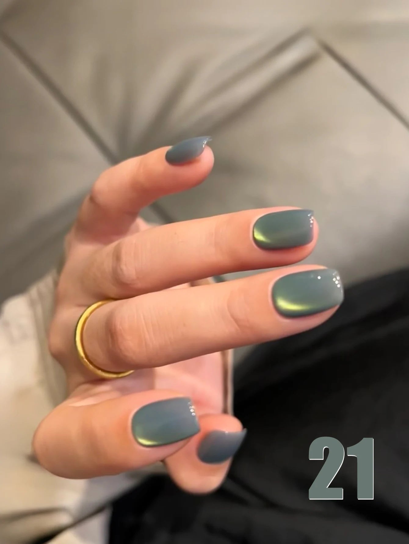 MIANEL 12ML Hibiscus Purple Cat Eye Gel Nail Polish Super Whitening Glass Beads Cat Eye Nails Purple Nials Blue Nails 1-12PCS