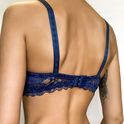 Plus Size Ultra-thin Lace Bras Women Sexy Exquisite Bras Non-padded Push Up Hollow Out Gathered Solid Underwear 34-40 B/C CUP