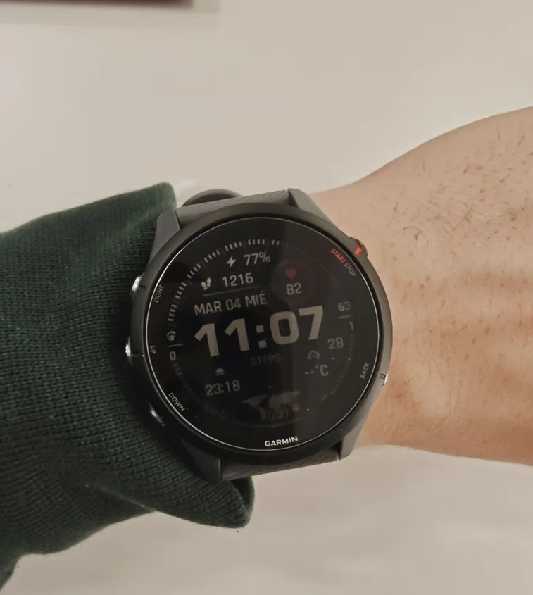Garmin Forerunner 255 Sportklocka 46mm – 1,3" Färgskärm, Multi-band GPS, 14 Dagars Batteri, 5ATM, EU-lager