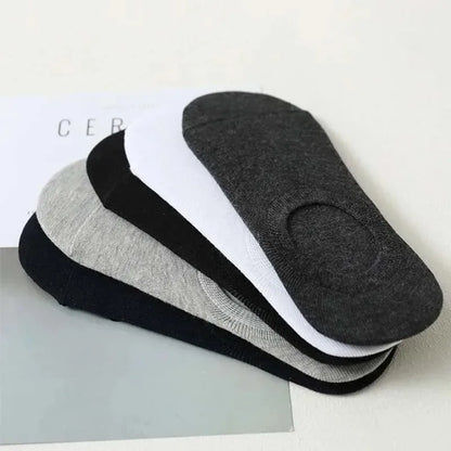 Shallow mouth invisible short socks with anti slip and anti fall features, black, white and gray basic design