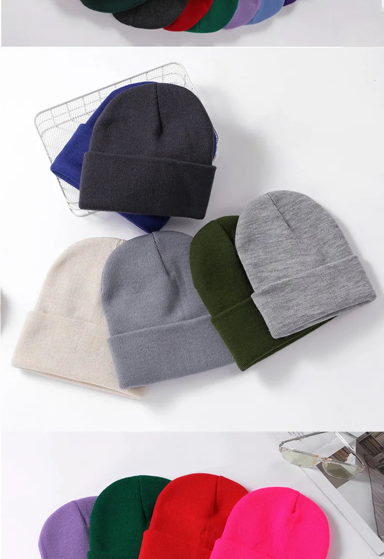 Anpassningsbar Stickad Mössa Brodyr Tryck – 25 Färger Akryl Unisex Vinter Volymrabatt 1–30+ Mössor Med/Utan Logotyp Profilkläder