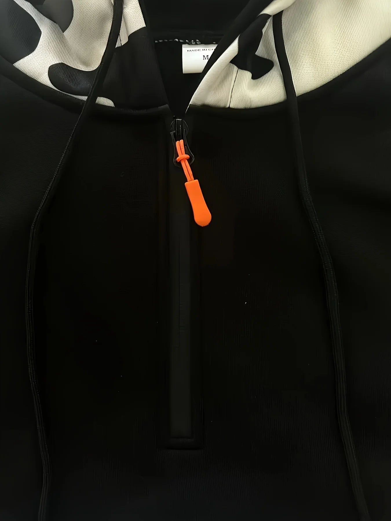 Hoodie Eget Tryck & Brodyr – Kamouflage Dragkedja | Reklamkläder & Profilprodukter