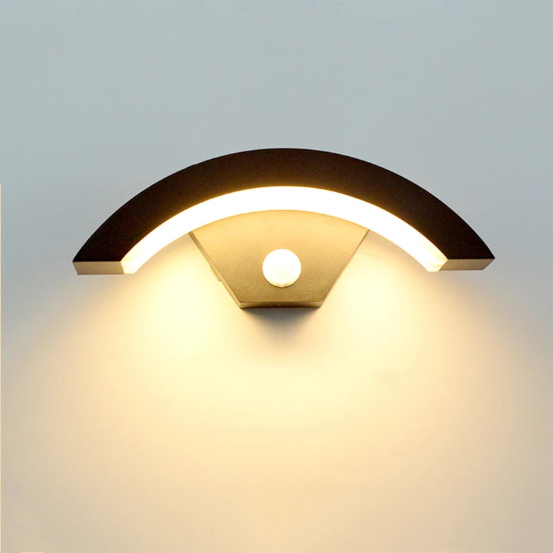 Khelsse Utomhusvägglampa LED IP65 – PIR Rörelsesensor 12/24/30/36W 150lm/W Varmvit Neutralvit Kallvit Aluminium 2år Garanti