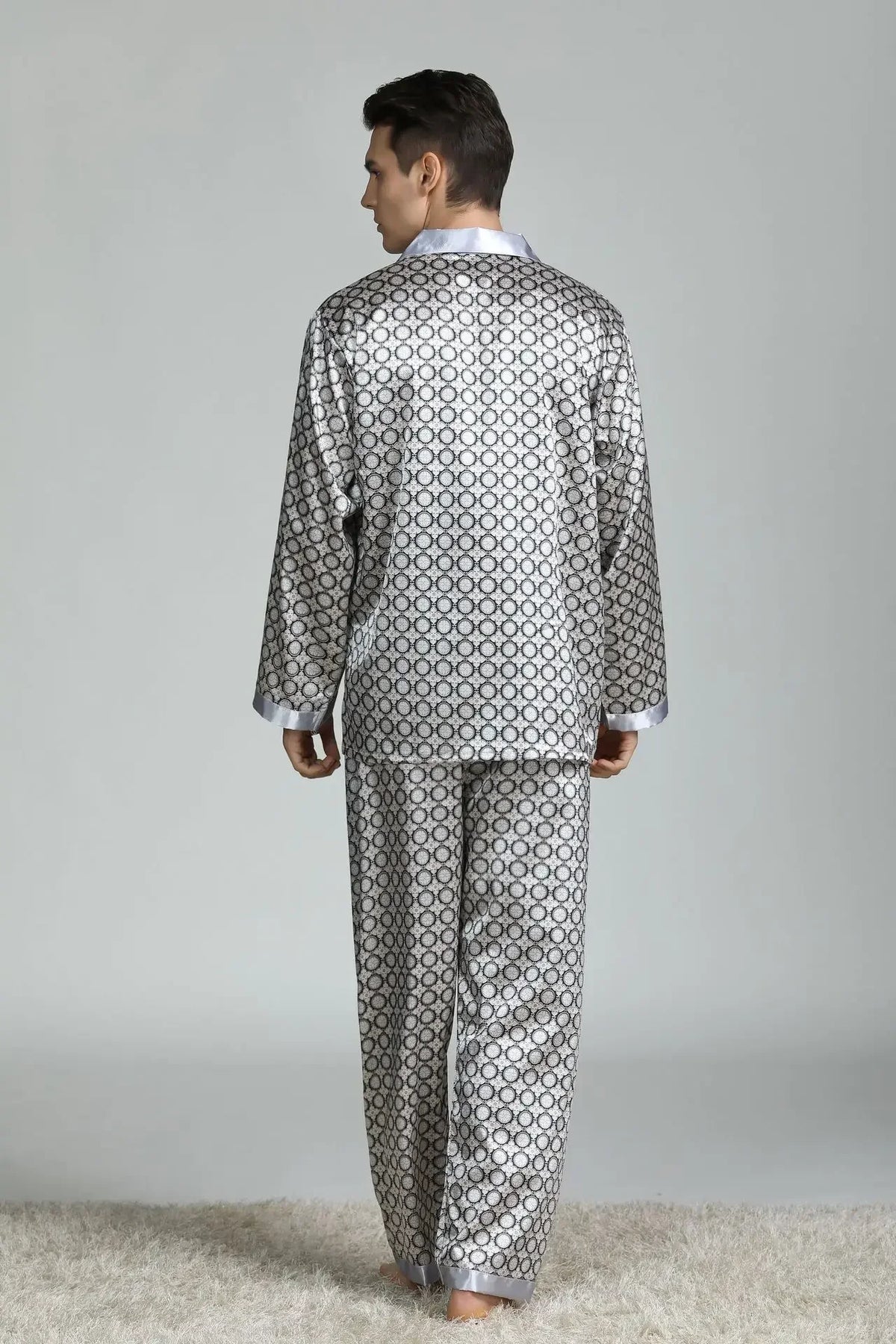 Pyjamasset herr med satinkänsla – långärmad överdel och långbyxor, L–3XL