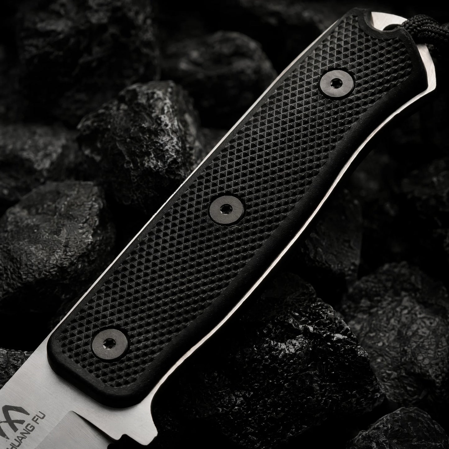 High-Quality Steel Outdoor Knife, Lightweight and Easy to Store, Portable Multi-Purpose Knife for Hiking, Camping, Gardening, an
