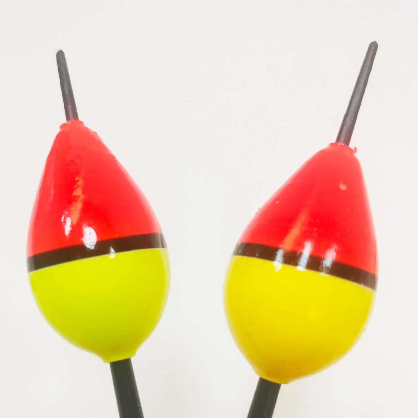 FREE FISHER 10pcs/Lot Lighted Fishing Floats,8cm Bobbers,Collection Cork Buoy Paulownia Wood Floats Plastic Stick Buoyancy 2g