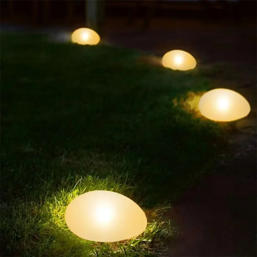 IWP Solcells Stenlampa Frostad – IP65 4 LED 6–8h Ljustid Automatisk Dag/Natt Trädgård Gräsmatta Vit Varmvit Färgad