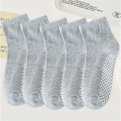 5 pairs of anti slip adhesive floor socks, classic black and white gray socks for student sports, spring and summer children's s