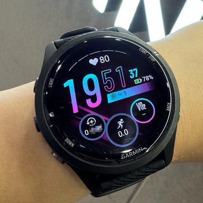 Garmin Forerunner 265 Smartwatch