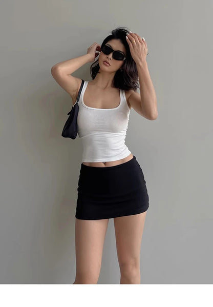 Summer U-neck Sculpted Square Neck Tank Top for Women New 2025 Fashionable Sleeveless Top