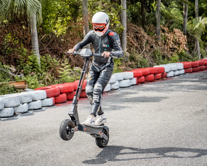 KuKirin G4 hopfällbar elscooter med 11-tumsdäck och 60 V-batteri