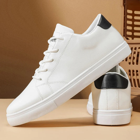 Trendiga vita sneakers för herr – andningsbart material i stor storlek