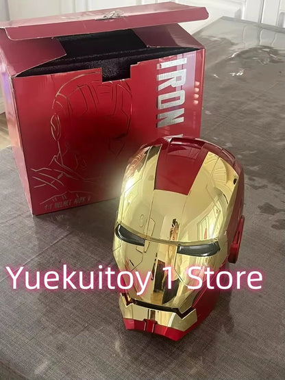 Bärbar Bumblebee hjälmleksak med armkanon och rollspelsdesign
