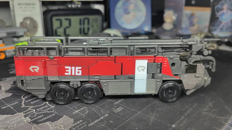 BAIWEI TW-1024 / TW-1032 Robot Actionfigur