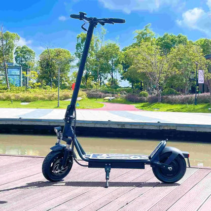 DriveTron DT01 hopfällbar elscooter med 10-tumsdäck